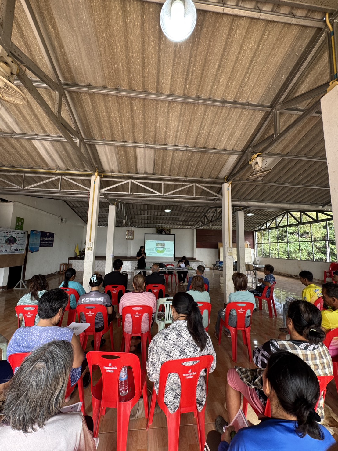 title - ส.ป.ก.จันทบุรี ฝึกอบรมโครงการฝายชะลอน้ำแบบชั่วคราวสำหรับการเพิ่มประสิทธิภาพของแหล่งน้ำในเขตปฏิรูปที่ดิน กิจกรรมฝายชะลอน้ำแบบชั่วคราวสำหรับการเพิ่มประสิทธิภาพของแหล่งน้ำในเขตปฏิรูปที่ดิน ปีงบประมาณ พ.ศ. 2569 